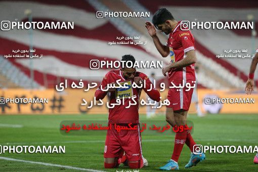 1834710, Tehran, Iran, لیگ برتر فوتبال ایران، Persian Gulf Cup، Week 18، Second Leg، Persepolis 2 v 0 Aluminium Arak on 2022/02/18 at Azadi Stadium