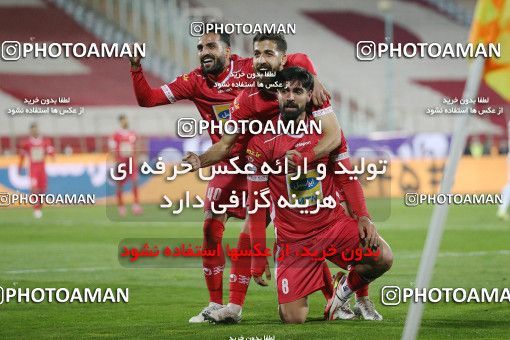 1834674, Tehran, Iran, لیگ برتر فوتبال ایران، Persian Gulf Cup، Week 18، Second Leg، Persepolis 2 v 0 Aluminium Arak on 2022/02/18 at Azadi Stadium