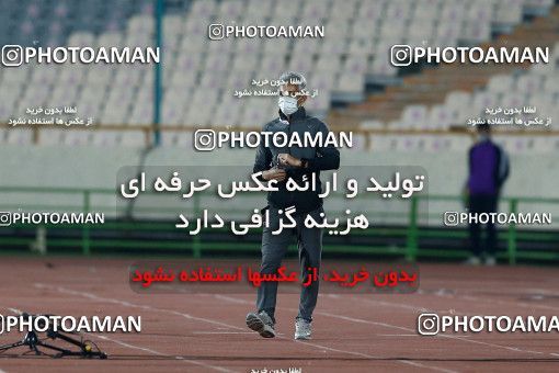 1829499, Tehran, Iran, لیگ برتر فوتبال ایران، Persian Gulf Cup، Week 18، Second Leg، Persepolis 2 v 0 Aluminium Arak on 2022/02/18 at Azadi Stadium