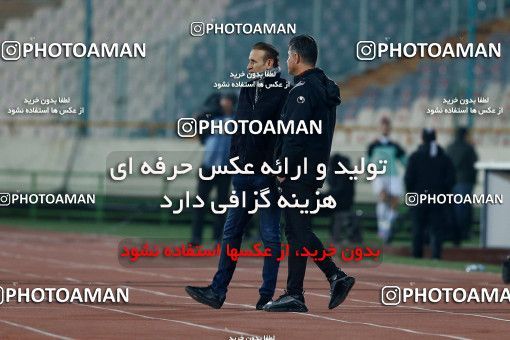 1829634, Tehran, Iran, لیگ برتر فوتبال ایران، Persian Gulf Cup، Week 18، Second Leg، Persepolis 2 v 0 Aluminium Arak on 2022/02/18 at Azadi Stadium