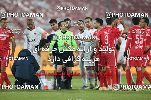 1836364, Tehran, Iran, لیگ برتر فوتبال ایران، Persian Gulf Cup، Week 16، Second Leg، Persepolis 1 v 0 Foulad Khouzestan on 2022/01/22 at Azadi Stadium