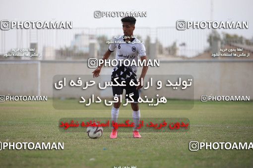 4001206-14463-147-0527