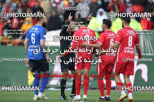 1859399, Tehran, Iran, لیگ برتر فوتبال ایران، Persian Gulf Cup، Week 23، Second Leg، Persepolis 1 v 1 Esteghlal on 2022/03/17 at Azadi Stadium