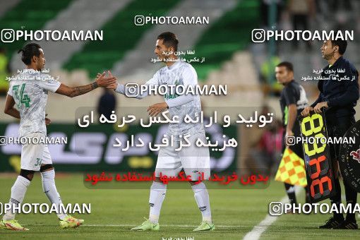 1866091, Tehran, Iran, 2021–22 Iranian Hazfi Cup, Quarter-final, Khorramshahr Cup, Persepolis 2 v 3 Aluminium Arak on 2022/04/10 at Azadi Stadium