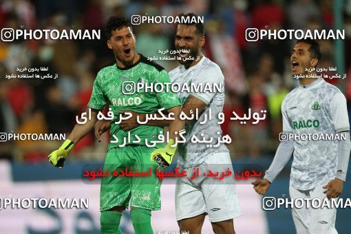 1866177, Tehran, Iran, 2021–22 Iranian Hazfi Cup, Quarter-final, Khorramshahr Cup, Persepolis 2 v 3 Aluminium Arak on 2022/04/10 at Azadi Stadium