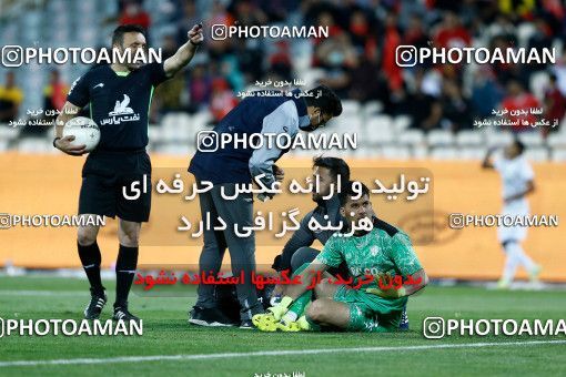 1865120, Tehran, Iran, 2021–22 Iranian Hazfi Cup, Quarter-final, Khorramshahr Cup, Persepolis 2 v 3 Aluminium Arak on 2022/04/10 at Azadi Stadium