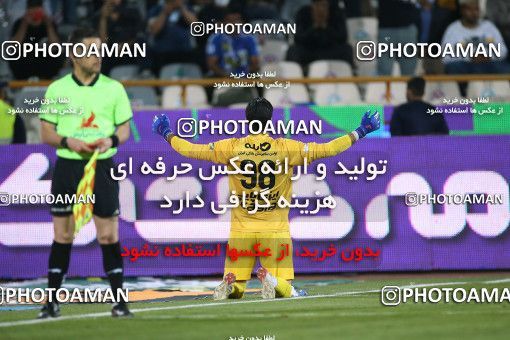 1866570, Tehran, Iran, 2021–22 Iranian Hazfi Cup, Quarter-final, Khorramshahr Cup, Esteghlal (4) 0 v 0 (5) Nassaji Qaemshahr on 2022/04/11 at Azadi Stadium