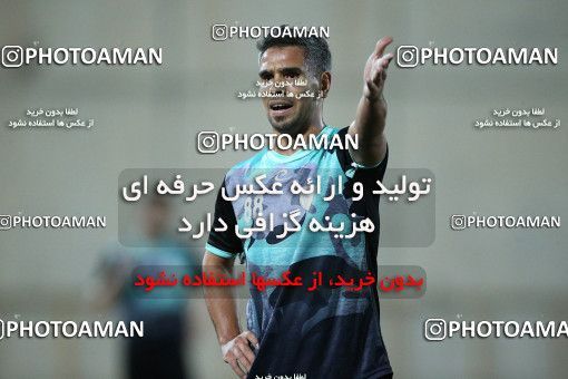 1870969, Tehran, , لیگ دسته دوم فوتبال کشور, 2021-2022 season, Week 21, Second Leg, Nirou Zamini Tehran 1 v 1  on 2022/04/26 at Ghadir Stadium