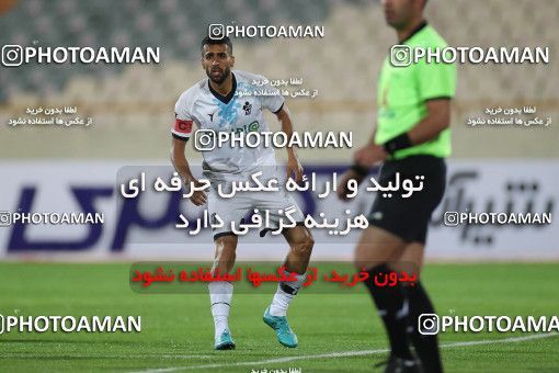 1879430, Tehran, Iran, لیگ برتر فوتبال ایران، Persian Gulf Cup، Week 25، Second Leg، Persepolis 2 v 0 Paykan on 2022/05/04 at Azadi Stadium