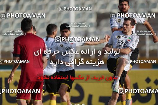 1879696, Tehran, , لیگ برتر فوتبال ایران، Persian Gulf Cup، Week 26، Second Leg، Paykan 0 v 1 Sepahan on 2022/05/09 at Shahid Dastgerdi Stadium