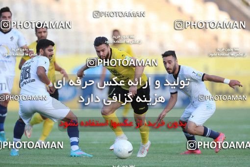 1879624, Tehran, , لیگ برتر فوتبال ایران، Persian Gulf Cup، Week 26، Second Leg، Paykan 0 v 1 Sepahan on 2022/05/09 at Shahid Dastgerdi Stadium