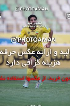 1879697, Tehran, , لیگ برتر فوتبال ایران، Persian Gulf Cup، Week 26، Second Leg، Paykan 0 v 1 Sepahan on 2022/05/09 at Shahid Dastgerdi Stadium