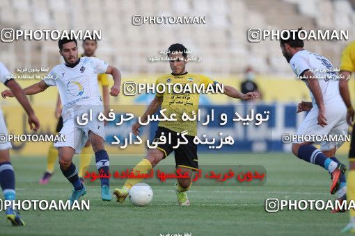 1879658, Tehran, , لیگ برتر فوتبال ایران، Persian Gulf Cup، Week 26، Second Leg، Paykan 0 v 1 Sepahan on 2022/05/09 at Shahid Dastgerdi Stadium