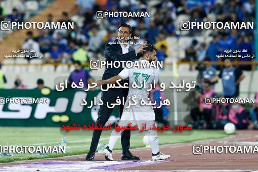 1883905, Tehran, Iran, لیگ برتر فوتبال ایران، Persian Gulf Cup، Week 28، Second Leg، Esteghlal 0 v 0 Aluminium Arak on 2022/05/19 at Azadi Stadium