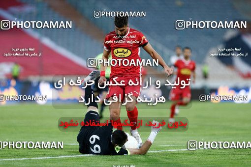 1887332, Tehran, Iran, لیگ برتر فوتبال ایران، Persian Gulf Cup، Week 29، Second Leg، Persepolis 2 v 1 Padideh Mashhad on 2022/05/29 at Azadi Stadium