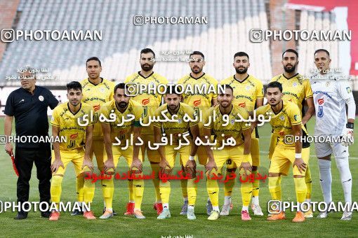 1890119, Tehran, Iran, لیگ برتر فوتبال ایران، Persian Gulf Cup، Week 30، Turning Play، Fajr-e Sepasi Shiraz 0 v 1 Persepolis on 2022/06/02 at Azadi Stadium