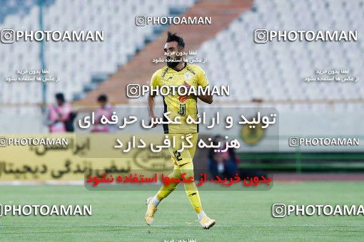 1890327, Tehran, Iran, لیگ برتر فوتبال ایران، Persian Gulf Cup، Week 30، Turning Play، Fajr-e Sepasi Shiraz 0 v 1 Persepolis on 2022/06/02 at Azadi Stadium