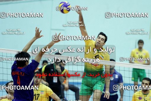 759898,  مسابقات والیبال قهرمانی باشگاه‌های آسیا 2013، ، تهران، مرحله گروهی، 1392/02/01، سالن دوازده هزار نفری ورزشگاه آزادی، کاله ۳ - چین تایپه ۰ 