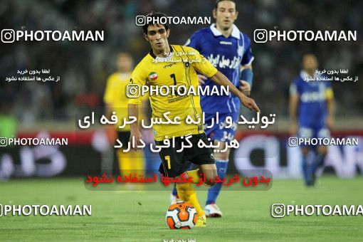 632578, Tehran, [*parameter:4*], لیگ برتر فوتبال ایران، Persian Gulf Cup، Week 2، First Leg، Esteghlal 1 v 2 Sepahan on 2013/08/01 at Azadi Stadium