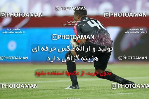 632880, Tehran, [*parameter:4*], لیگ برتر فوتبال ایران، Persian Gulf Cup، Week 3، First Leg، Persepolis 2 v 0 Mes Kerman on 2013/08/07 at Azadi Stadium