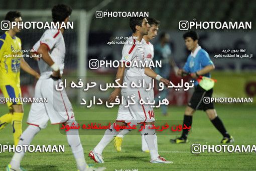 636741, Tehran, [*parameter:4*], لیگ برتر فوتبال ایران، Persian Gulf Cup، Week 4، First Leg، Naft Tehran 2 v 1 Rah Ahan on 2013/08/11 at Shahid Dastgerdi Stadium