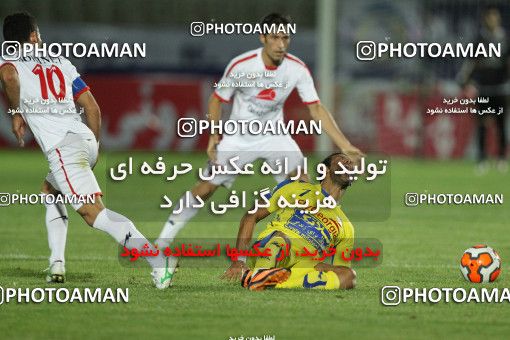 636947, Tehran, [*parameter:4*], لیگ برتر فوتبال ایران، Persian Gulf Cup، Week 4، First Leg، Naft Tehran 2 v 1 Rah Ahan on 2013/08/11 at Shahid Dastgerdi Stadium