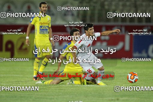 636765, Tehran, [*parameter:4*], لیگ برتر فوتبال ایران، Persian Gulf Cup، Week 4، First Leg، Naft Tehran 2 v 1 Rah Ahan on 2013/08/11 at Shahid Dastgerdi Stadium