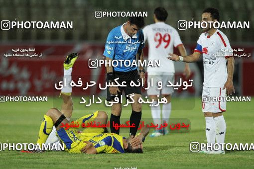 636764, Tehran, [*parameter:4*], لیگ برتر فوتبال ایران، Persian Gulf Cup، Week 4، First Leg، Naft Tehran 2 v 1 Rah Ahan on 2013/08/11 at Shahid Dastgerdi Stadium