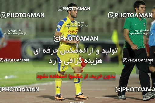 636873, Tehran, [*parameter:4*], لیگ برتر فوتبال ایران، Persian Gulf Cup، Week 4، First Leg، Naft Tehran 2 v 1 Rah Ahan on 2013/08/11 at Shahid Dastgerdi Stadium