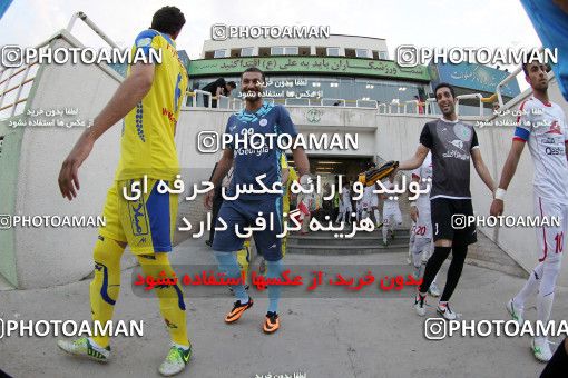 636782, Tehran, [*parameter:4*], لیگ برتر فوتبال ایران، Persian Gulf Cup، Week 4، First Leg، Naft Tehran 2 v 1 Rah Ahan on 2013/08/11 at Shahid Dastgerdi Stadium