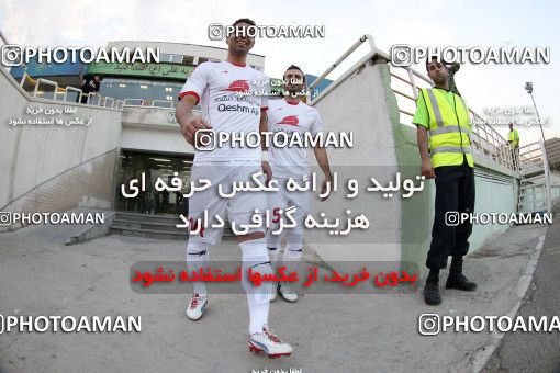 636744, Tehran, [*parameter:4*], لیگ برتر فوتبال ایران، Persian Gulf Cup، Week 4، First Leg، Naft Tehran 2 v 1 Rah Ahan on 2013/08/11 at Shahid Dastgerdi Stadium