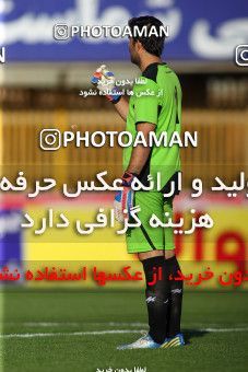 637325, Alborz, [*parameter:4*], لیگ برتر فوتبال ایران، Persian Gulf Cup، Week 13، First Leg، Saipa 0 v 0 Sepahan on 2013/10/18 at Enghelab Stadium