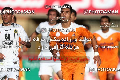 686326, Alborz, [*parameter:4*], لیگ برتر فوتبال ایران، Persian Gulf Cup، Week 13، First Leg، Saipa 0 v 0 Sepahan on 2013/10/18 at Enghelab Stadium