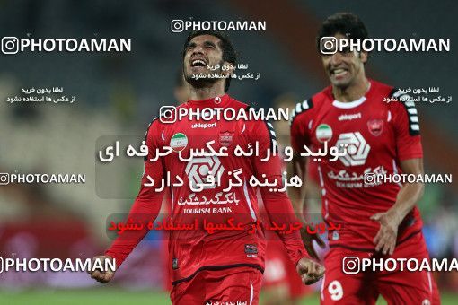 647915, Tehran, [*parameter:4*], لیگ برتر فوتبال ایران، Persian Gulf Cup، Week 13، First Leg، Persepolis 2 v 0 Damash Gilan on 2013/10/18 at Azadi Stadium