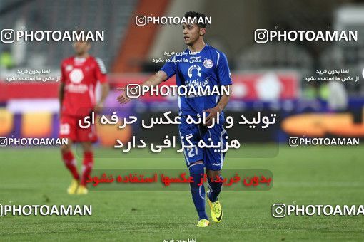 647989, Tehran, [*parameter:4*], لیگ برتر فوتبال ایران، Persian Gulf Cup، Week 13، First Leg، Persepolis 2 v 0 Damash Gilan on 2013/10/18 at Azadi Stadium