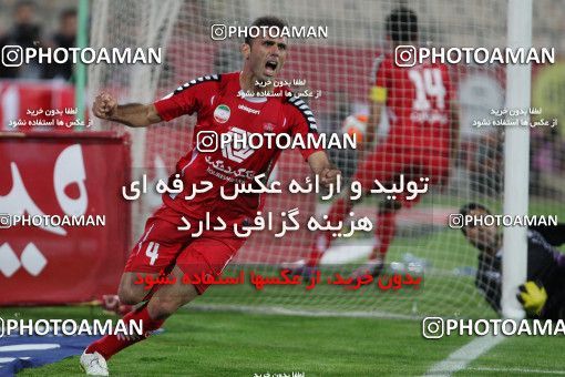 648039, Tehran, [*parameter:4*], لیگ برتر فوتبال ایران، Persian Gulf Cup، Week 13، First Leg، Persepolis 2 v 0 Damash Gilan on 2013/10/18 at Azadi Stadium