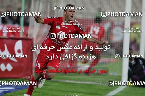648049, Tehran, [*parameter:4*], لیگ برتر فوتبال ایران، Persian Gulf Cup، Week 13، First Leg، Persepolis 2 v 0 Damash Gilan on 2013/10/18 at Azadi Stadium