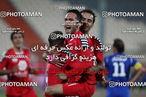 648040, Tehran, [*parameter:4*], لیگ برتر فوتبال ایران، Persian Gulf Cup، Week 13، First Leg، Persepolis 2 v 0 Damash Gilan on 2013/10/18 at Azadi Stadium