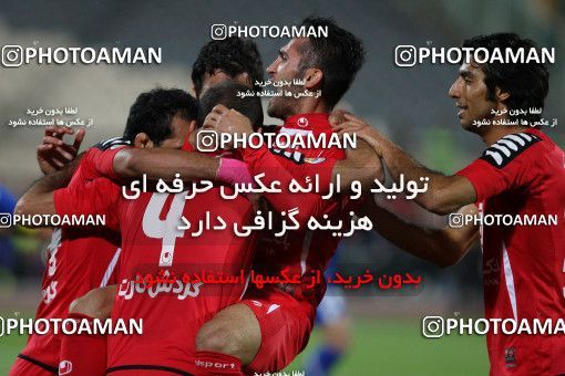 648043, Tehran, [*parameter:4*], لیگ برتر فوتبال ایران، Persian Gulf Cup، Week 13، First Leg، Persepolis 2 v 0 Damash Gilan on 2013/10/18 at Azadi Stadium