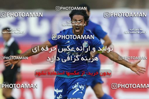 638799, Tehran, [*parameter:4*], لیگ برتر فوتبال ایران، Persian Gulf Cup، Week 13، First Leg، Naft Tehran 1 v 1 Esteghlal on 2013/10/19 at Takhti Stadium