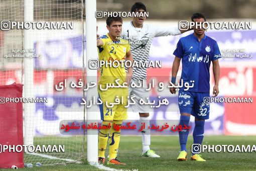638794, Tehran, [*parameter:4*], لیگ برتر فوتبال ایران، Persian Gulf Cup، Week 13، First Leg، Naft Tehran 1 v 1 Esteghlal on 2013/10/19 at Takhti Stadium