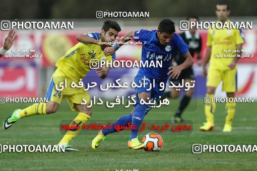 638916, Tehran, [*parameter:4*], لیگ برتر فوتبال ایران، Persian Gulf Cup، Week 13، First Leg، Naft Tehran 1 v 1 Esteghlal on 2013/10/19 at Takhti Stadium