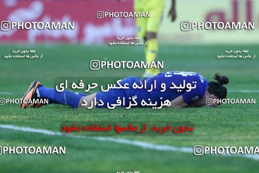638833, Tehran, [*parameter:4*], لیگ برتر فوتبال ایران، Persian Gulf Cup، Week 13، First Leg، Naft Tehran 1 v 1 Esteghlal on 2013/10/19 at Takhti Stadium