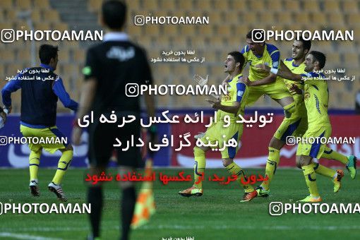 638841, Tehran, [*parameter:4*], لیگ برتر فوتبال ایران، Persian Gulf Cup، Week 13، First Leg، Naft Tehran 1 v 1 Esteghlal on 2013/10/19 at Takhti Stadium