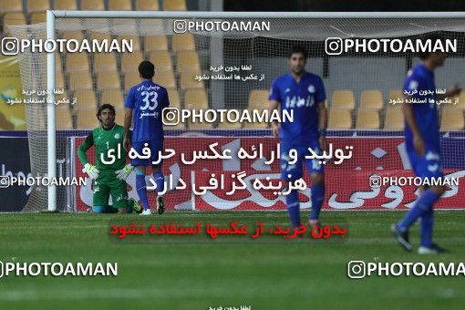 638879, Tehran, [*parameter:4*], لیگ برتر فوتبال ایران، Persian Gulf Cup، Week 13، First Leg، Naft Tehran 1 v 1 Esteghlal on 2013/10/19 at Takhti Stadium