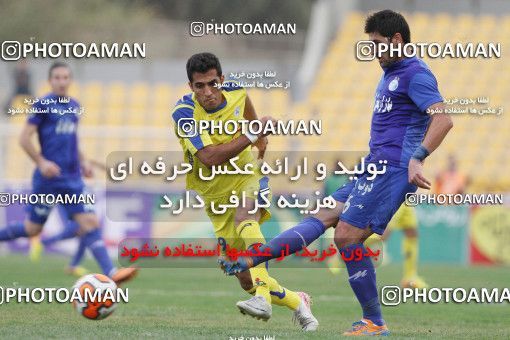 686569, Tehran, [*parameter:4*], لیگ برتر فوتبال ایران، Persian Gulf Cup، Week 13، First Leg، Naft Tehran 1 v 1 Esteghlal on 2013/10/19 at Takhti Stadium