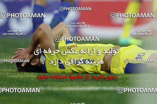 686518, Tehran, [*parameter:4*], لیگ برتر فوتبال ایران، Persian Gulf Cup، Week 13، First Leg، Naft Tehran 1 v 1 Esteghlal on 2013/10/19 at Takhti Stadium