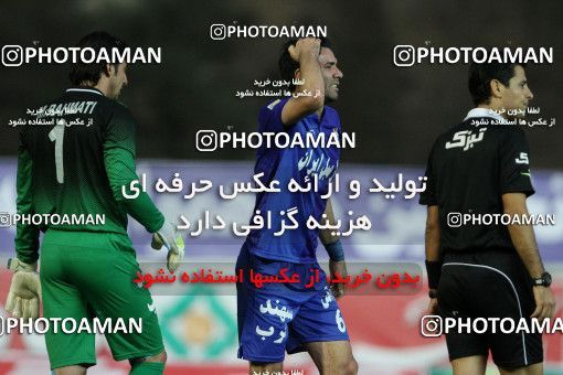 686493, Tehran, [*parameter:4*], لیگ برتر فوتبال ایران، Persian Gulf Cup، Week 13، First Leg، Naft Tehran 1 v 1 Esteghlal on 2013/10/19 at Takhti Stadium