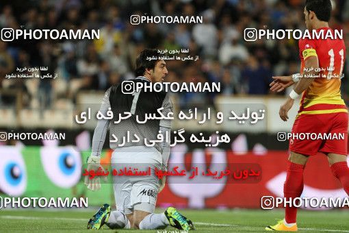 686742, Tehran, [*parameter:4*], لیگ برتر فوتبال ایران، Persian Gulf Cup، Week 14، First Leg، Esteghlal 2 v 0 Foulad Khouzestan on 2013/10/25 at Azadi Stadium