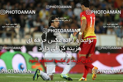 686664, Tehran, [*parameter:4*], لیگ برتر فوتبال ایران، Persian Gulf Cup، Week 14، First Leg، Esteghlal 2 v 0 Foulad Khouzestan on 2013/10/25 at Azadi Stadium